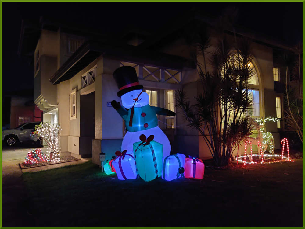 2021 Christmas decorations around Iwalani Village